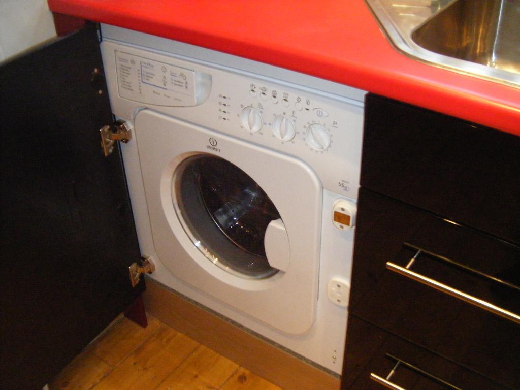 F3 2 Bedroomed Town House - Free Parking - Super 150 Mbps Wifi Near Gavin N Stacey Film House - 1 Free Dog Allowed Barry Δωμάτιο φωτογραφία
